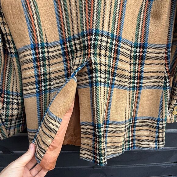 Vintage Prestige of Boston 60s/70s Plaid Blazer in Tan/Multi Plaid | Size 12 - Picture 4 of 5